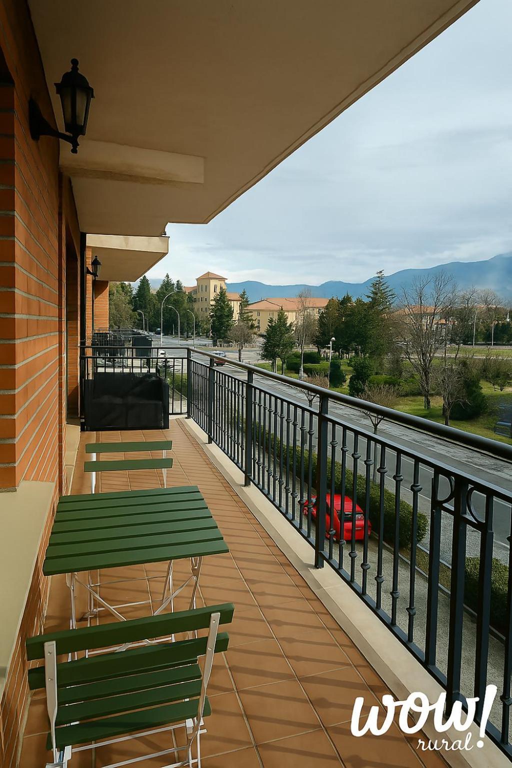 Apartamento O Mon Sabiñánigo Εξωτερικό φωτογραφία